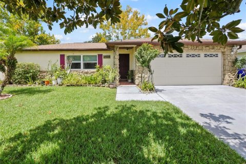 House in Kissimmee, Florida 2 bedrooms, 109.07 sq.m. № 1883090 - photo 2