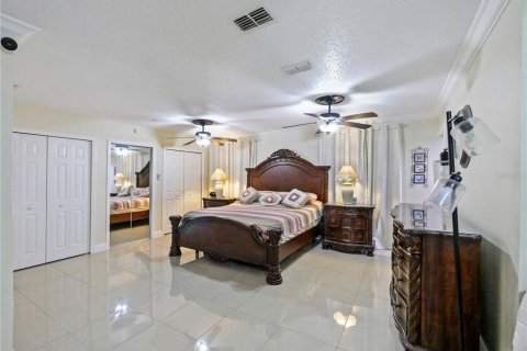 House in Kissimmee, Florida 2 bedrooms, 109.07 sq.m. № 1883090 - photo 13