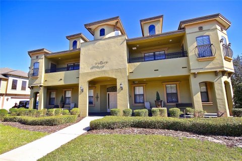 Immobilier commercial à louer à Winter Springs, Floride: 603.86 m2 № 1888614 - photo 1