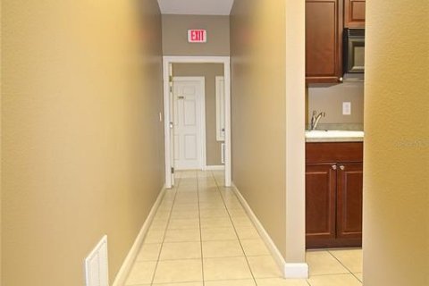 Immobilier commercial à louer à Winter Springs, Floride: 603.86 m2 № 1888614 - photo 5