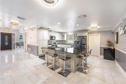 Casa en venta en Saint Petersburg, Florida, 3 dormitorios, 233.46 m2 № 1619016 - foto 8