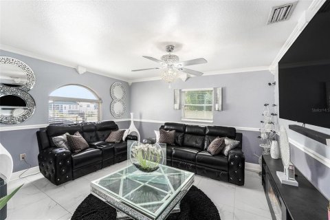Casa en venta en Saint Petersburg, Florida, 3 dormitorios, 233.46 m2 № 1619016 - foto 5
