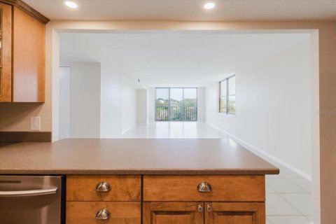 Copropriété à louer à Belleair, Floride: 2 chambres, 129.6 m2 № 2156556 - photo 10