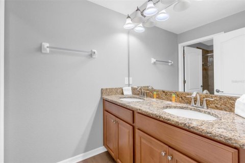 Adosado en venta en Kissimmee, Florida, 4 dormitorios, 176.7 m2 № 2206526 - foto 30