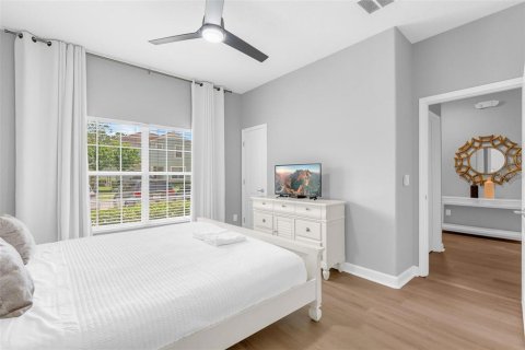 Adosado en venta en Kissimmee, Florida, 4 dormitorios, 176.7 m2 № 2206526 - foto 19