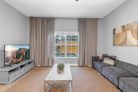 Adosado en venta en Kissimmee, Florida, 4 dormitorios, 176.7 m2 № 2206526 - foto 16