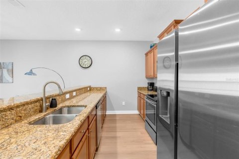 Adosado en venta en Kissimmee, Florida, 4 dormitorios, 176.7 m2 № 2206526 - foto 10