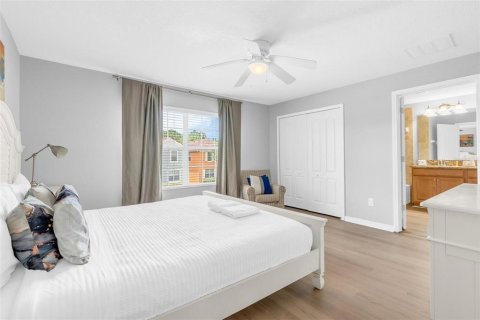 Adosado en venta en Kissimmee, Florida, 4 dormitorios, 176.7 m2 № 2206526 - foto 25