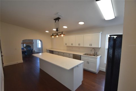 Villa ou maison à vendre à Saint Petersburg, Floride: 5 chambres, 238.76 m2 № 2399383 - photo 16