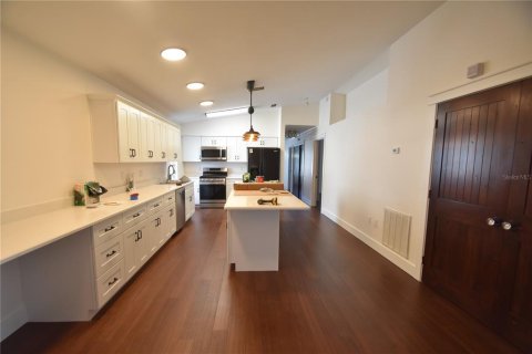 Villa ou maison à vendre à Saint Petersburg, Floride: 5 chambres, 238.76 m2 № 2399383 - photo 14