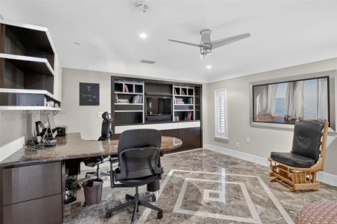 Купить виллу или дом в Плантация, Флорида 5 спален, 299.42м2, № 2009912 - фото 15