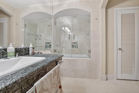 Купить виллу или дом в Плантация, Флорида 5 спален, 299.42м2, № 2009912 - фото 30