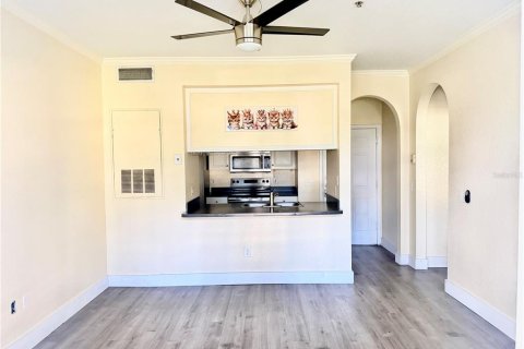 Copropriété à louer à Orlando, Floride: 1 chambre, 49.7 m2 № 2384469 - photo 2