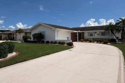 Villa ou maison à Sun City Center, Floride 3 chambres, 174.84 m2 № 2364626