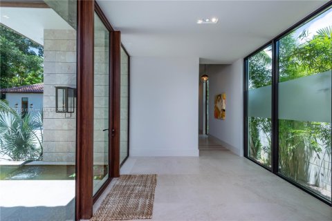 Villa ou maison à louer à Miami, Floride: 6 chambres, 416.39 m2 № 1979396 - photo 11