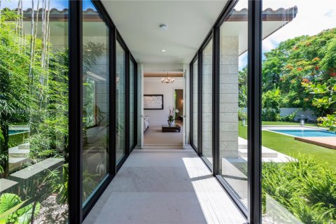 Villa ou maison à louer à Miami, Floride: 6 chambres, 416.39 m2 № 1979396 - photo 22