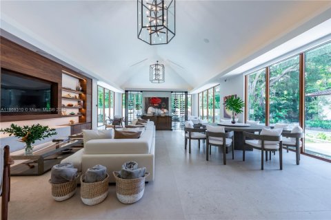Villa ou maison à louer à Miami, Floride: 6 chambres, 416.39 m2 № 1979396 - photo 21
