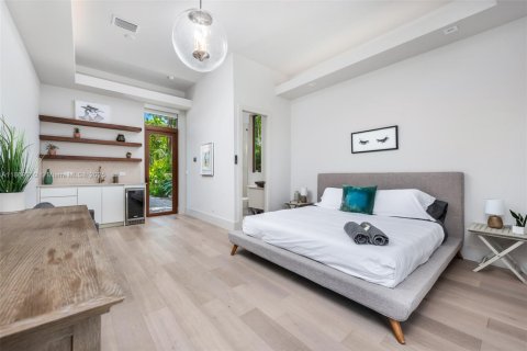 Villa ou maison à louer à Miami, Floride: 6 chambres, 416.39 m2 № 1979396 - photo 29