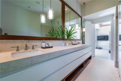 Villa ou maison à louer à Miami, Floride: 6 chambres, 416.39 m2 № 1979396 - photo 26