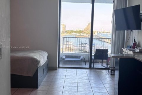 Copropriété à louer à Miami, Floride: 38.09 m2 № 1861405 - photo 10