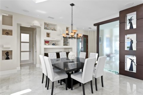 Villa ou maison à vendre à Saint Petersburg, Floride: 5 chambres, 447.23 m2 № 1775558 - photo 10