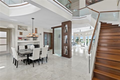 Villa ou maison à vendre à Saint Petersburg, Floride: 5 chambres, 447.23 m2 № 1775558 - photo 9