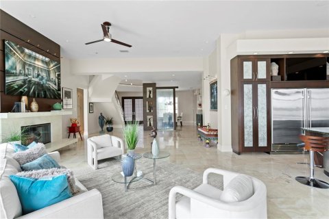 Villa ou maison à vendre à Saint Petersburg, Floride: 5 chambres, 447.23 m2 № 1775558 - photo 21