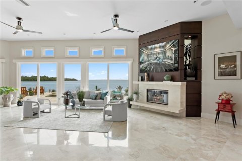 Villa ou maison à vendre à Saint Petersburg, Floride: 5 chambres, 447.23 m2 № 1775558 - photo 16