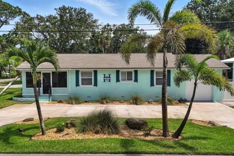 Casa en venta en Daytona Beach, Florida, 2 dormitorios, 111.67 m2 № 1826886 - foto 1