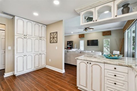 House in Tampa, Florida 3 bedrooms, 175.03 sq.m. № 1840249 - photo 18