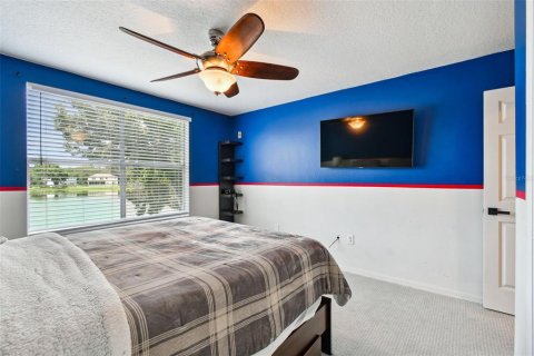 House in Tampa, Florida 3 bedrooms, 175.03 sq.m. № 1840249 - photo 28