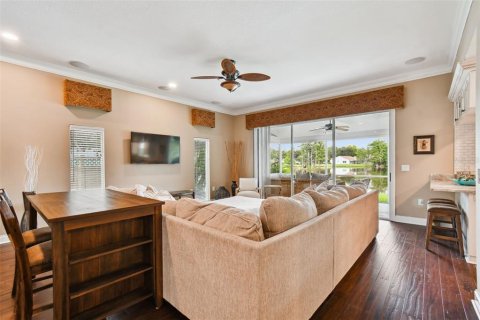 House in Tampa, Florida 3 bedrooms, 175.03 sq.m. № 1840249 - photo 8
