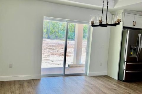 House in Ocala, Florida 4 bedrooms, 204.38 sq.m. № 1915526 - photo 5