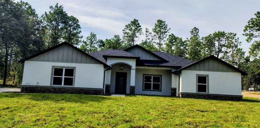 House in Ocala, Florida 4 bedrooms, 204.38 sq.m. № 1915526