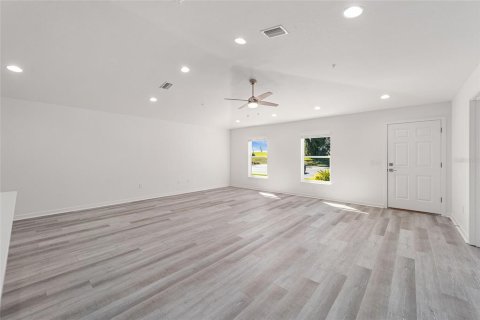 House in Ocala, Florida 3 bedrooms, 125.42 sq.m. № 1815803 - photo 10