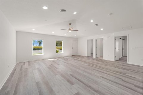 House in Ocala, Florida 3 bedrooms, 125.42 sq.m. № 1815803 - photo 7
