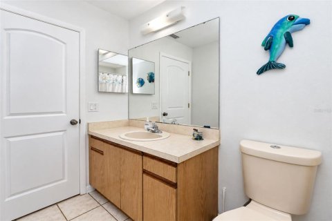 Condo in Englewood, Florida, 2 bedrooms  № 2383724 - photo 30
