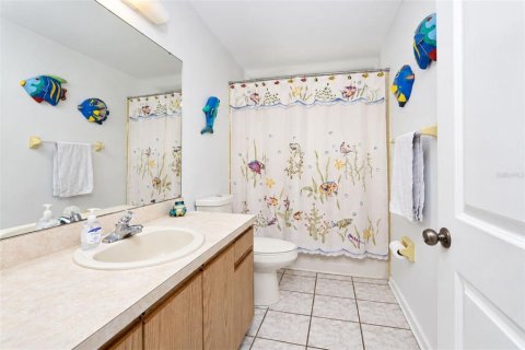 Condo in Englewood, Florida, 2 bedrooms  № 2383724 - photo 28