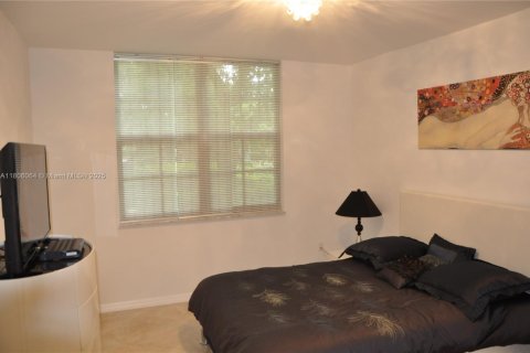 Condo in Aventura, Florida, 1 bedroom  № 1888966 - photo 4