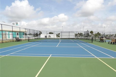Terreno en venta en Englewood, Florida № 2210980 - foto 10