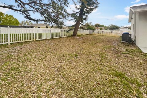 Casa en venta en Saint Petersburg, Florida, 3 dormitorios, 125.79 m2 № 1783444 - foto 28