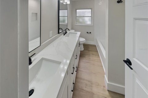 Casa en venta en Saint Petersburg, Florida, 3 dormitorios, 125.79 m2 № 1783444 - foto 15