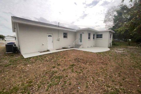 Casa en venta en Saint Petersburg, Florida, 3 dormitorios, 125.79 m2 № 1783444 - foto 16