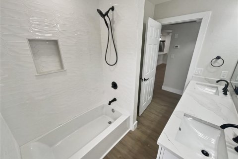 Casa en venta en Saint Petersburg, Florida, 3 dormitorios, 125.79 m2 № 1783444 - foto 26