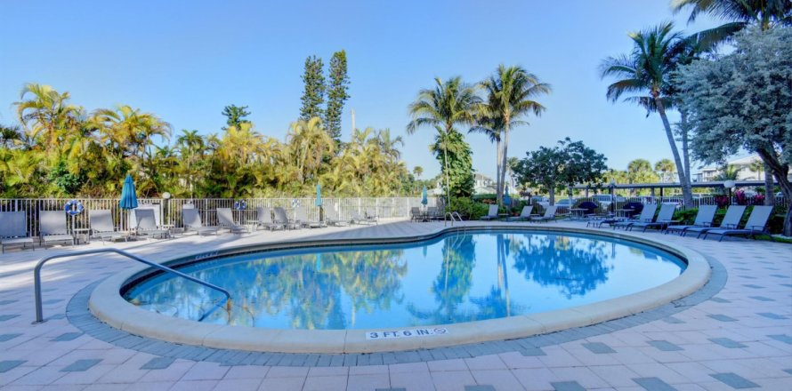 Condo in Boca Raton, Florida, 2 bedrooms № 1170976