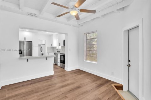 Купить виллу или дом в Майами-Бич, Флорида 4 спальни, 170.38м2, № 1972887 - фото 19