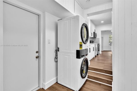 Купить виллу или дом в Майами-Бич, Флорида 4 спальни, 170.38м2, № 1972887 - фото 29