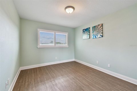 Copropriété à vendre à Clearwater, Floride: 2 chambres, 102.19 m2 № 2200943 - photo 17
