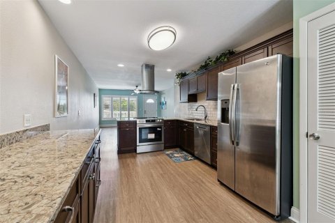 Copropriété à vendre à Clearwater, Floride: 2 chambres, 102.19 m2 № 2200943 - photo 10