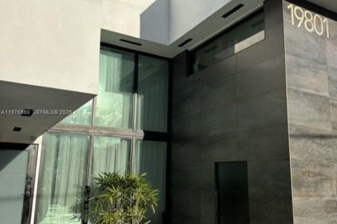 Villa ou maison à vendre à Miami, Floride: 5 chambres, 301.84 m2 № 2038504 - photo 6